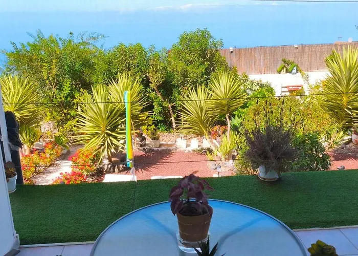 Con Inmejorables Vistas Al Oceano Y La Gomera * Chio (Tenerife)