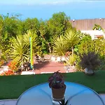 Con Inmejorables Vistas Al Oceano Y La Gomera * Chío