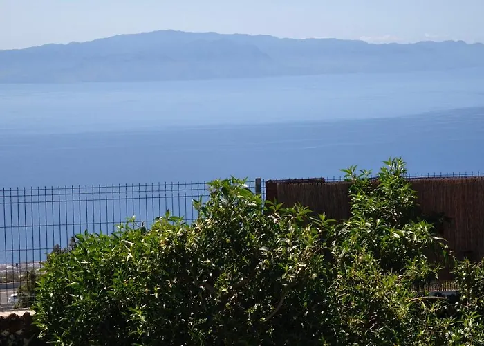 Con Inmejorables Vistas Al Oceano Y La Gomera * Chío