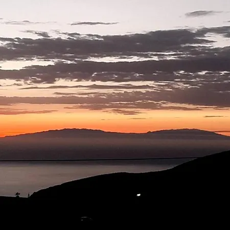 Con Inmejorables Vistas Al Oceano Y La Gomera Holiday home Chio (Tenerife)